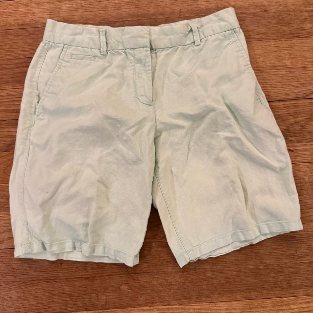 Khakis by Gap  Boyfriend Roll-Up linen blend light green shorts size 00  b40